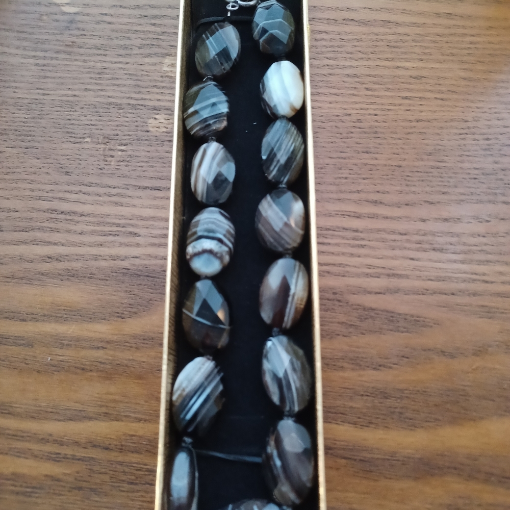 Necklace - Picture 2 of 4